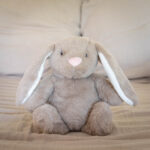 Peluche lapin Elvis avec coussin chauffant ou rafraichissant