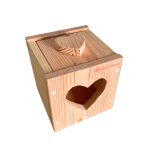 Râtelier coeur pour le foin des lapins