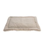 Le tapis Charly pour lapin existe en deux tailles, confort garanti avec sa surface en fausse fourrure beige rosé